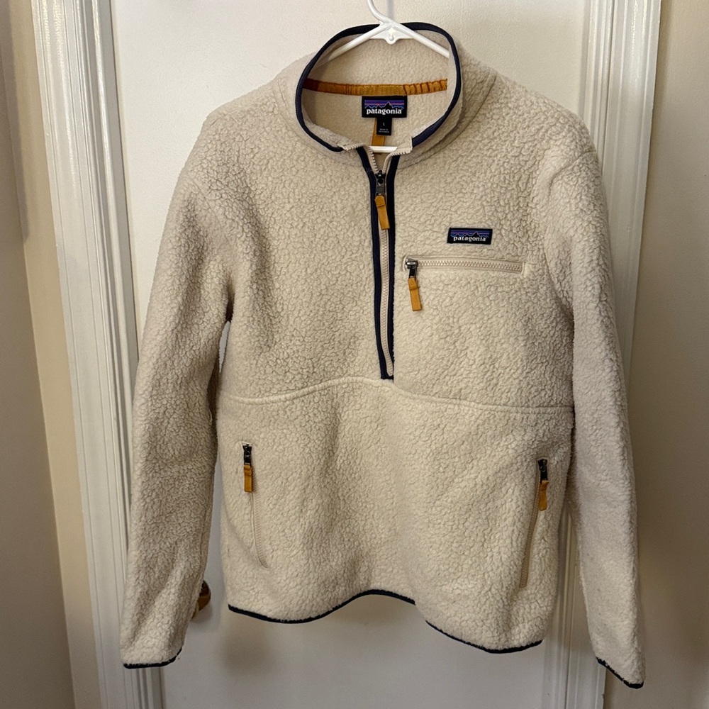 Patagonia Off-White Fleece Jacket